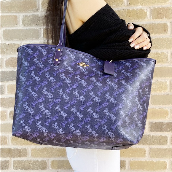 Coach reversible tote - Picture 2 of 8